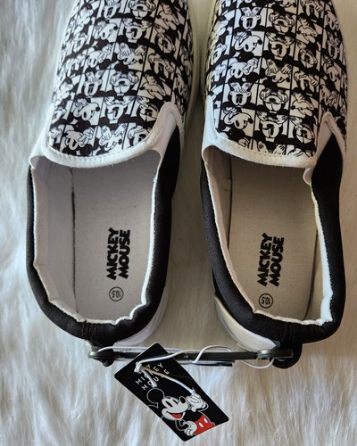 Disney Mickey Mouse Black White Slip On Sneakers Shoes 151473 Mens 10.5 NWT - Picture 8 of 9