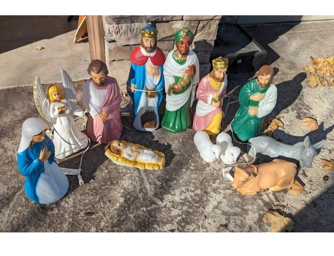 12Pc Vintage General Foam USA Blow Mold Nativity Set 1822 Inch Set