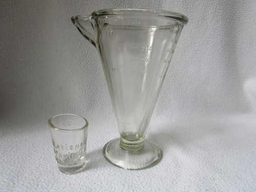 von Poncet Glas-Messbecher Pressglas 250ml und ein kleines Maß für Löffel und Gr - Bild 1 von 16