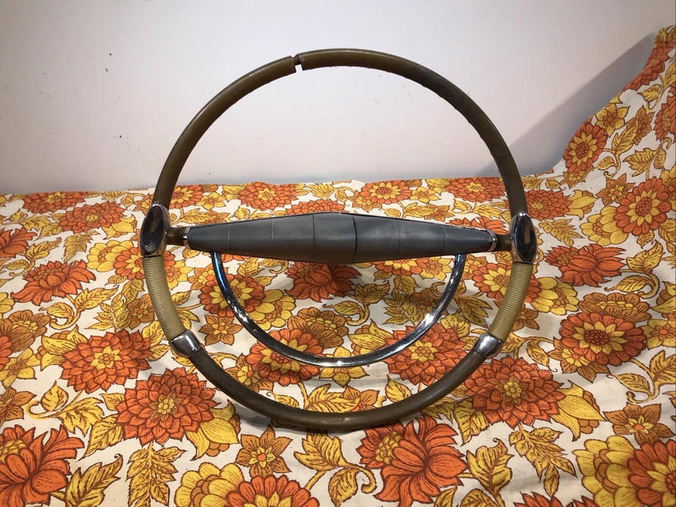 1957 1958 1959 Chrysler Imperial Steering Wheel Horn Button  1738191 DC OEM - Image 4 of 4
