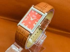 Vintage Seiko Slim Quartz Tank Roman Red Dial Tan Leather Band Wrist Watch