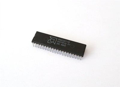 AMD P80C287-10  FPU - CMOS - 10 MHz - PDIP-40 - *NOS*