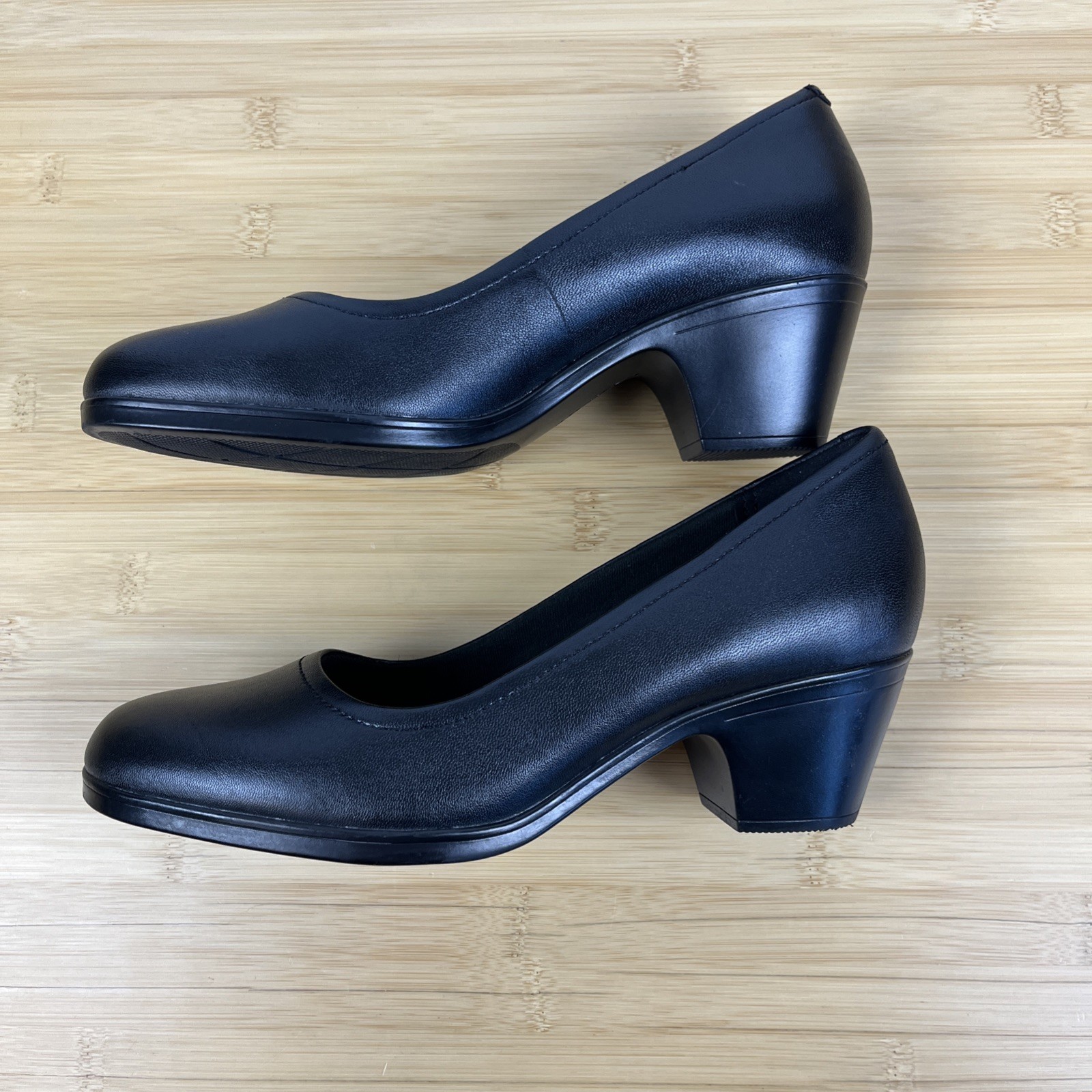 Clarks Black's Emily 2 Ruby Pump, Black Leather, … - image 3