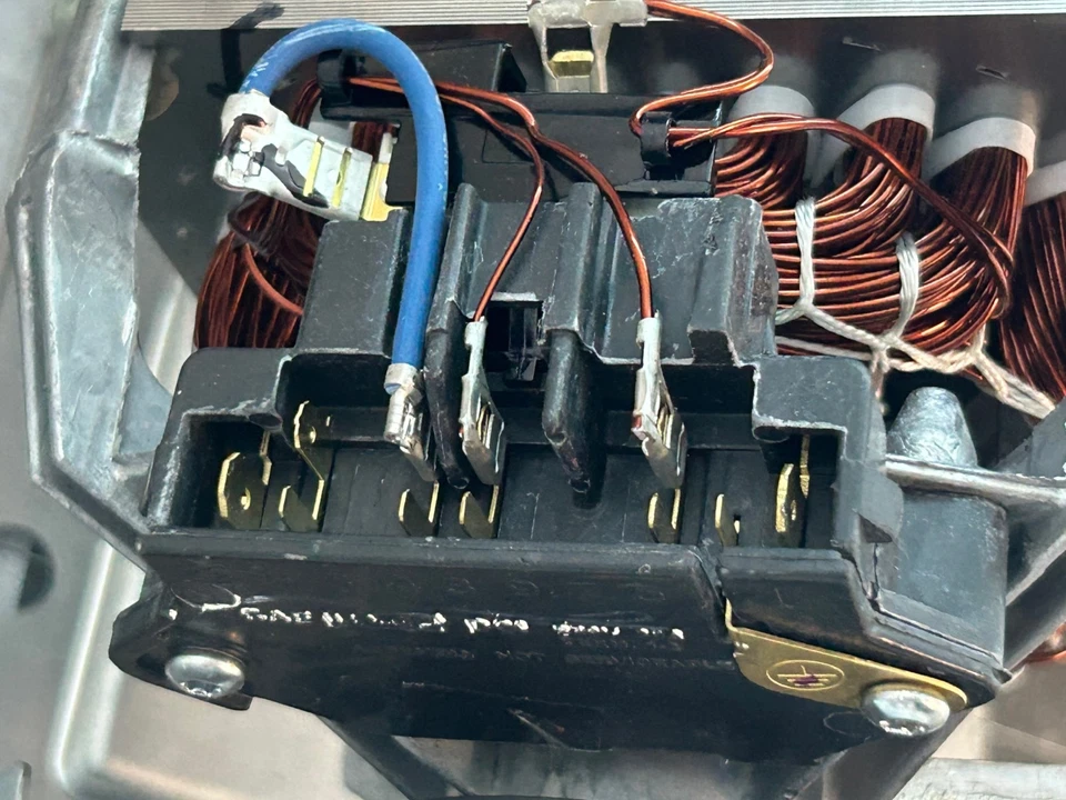 Conjunto de soplador de motor secadora Electrolux P# A20207801 Foto 3 de 4