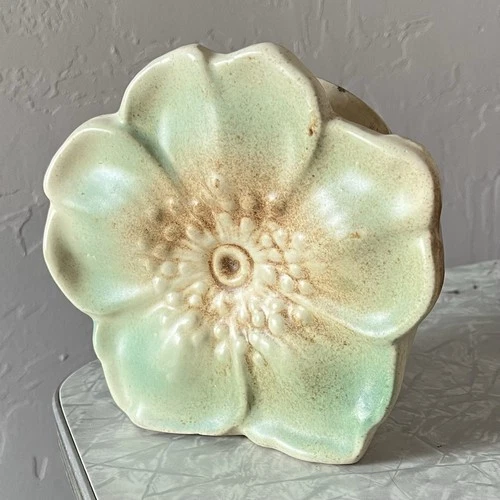 Vintage 1940s McCoy Art Pottery Rustic Line Flower Blossom Wall Pocket Green