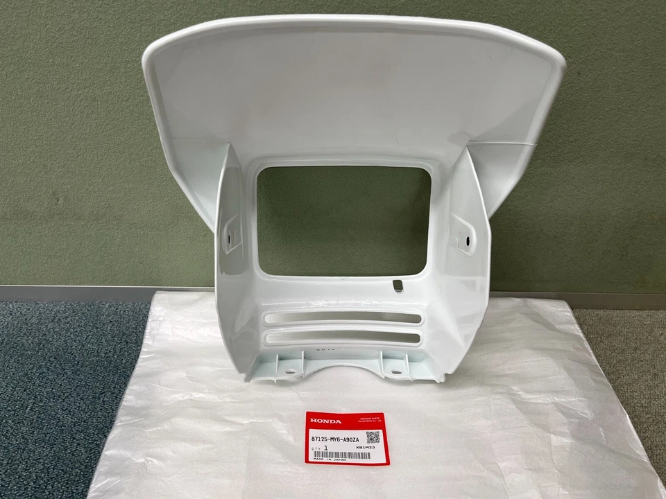 HONDA OEM FRONT VISOR WHITE 09-17 XR650L 09-17 XR 650L 87125-MY6-A90ZA New - Image 2 of 2