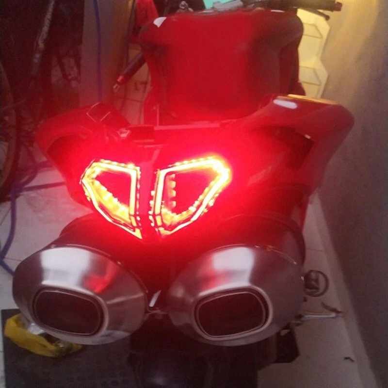 Taillight Turn Signals Integrated LED For  DUCATI 848 EVO 1098/R/S 1198/S/R/SP - Image 2 of 4