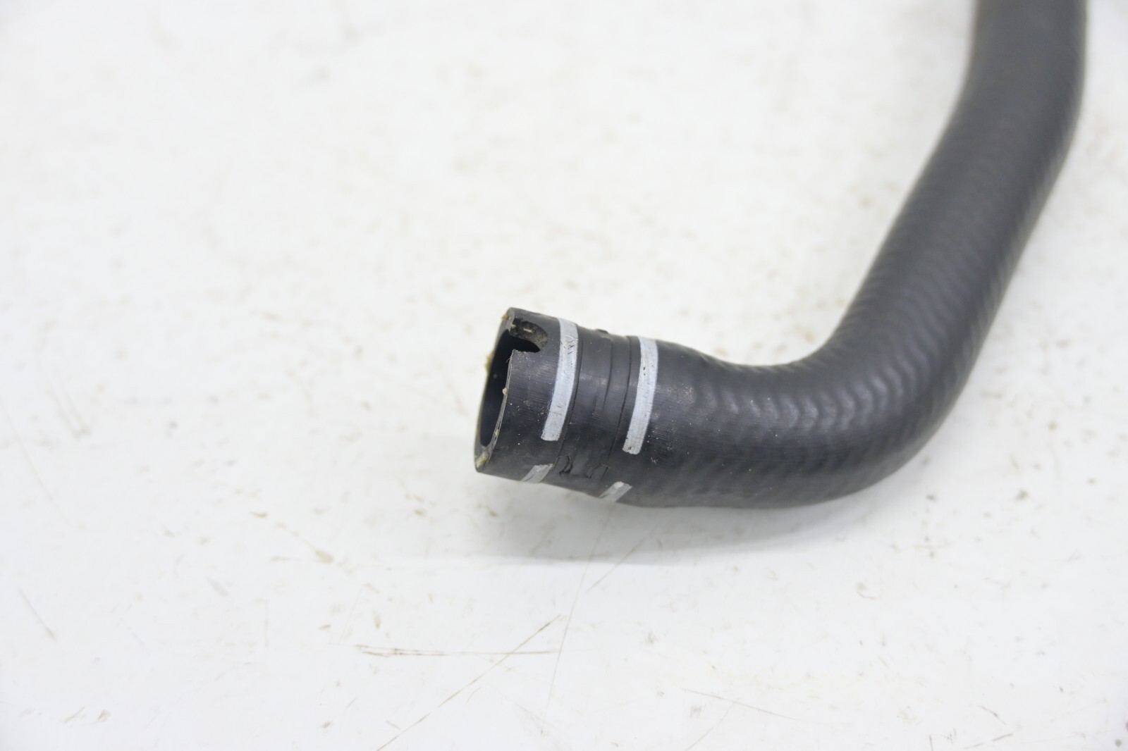 ⭐ 14-20 Maserati Ghibli Quatt 3.0l Engine Radiator Water Coolant Outlet Hose Oem