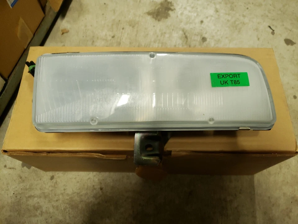 CONJUNTO DE FAROL COMPLETO NOVO NA CAIXA GM 16520998 DESTRO PARA 93-96 Buick Park Ave 16512992 - Imagem 2 de 4