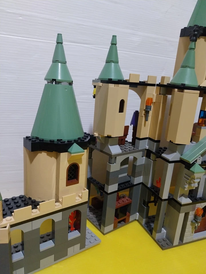 LEGO Harry Potter 5378 Hogwarts Castle, foto 3 di 5