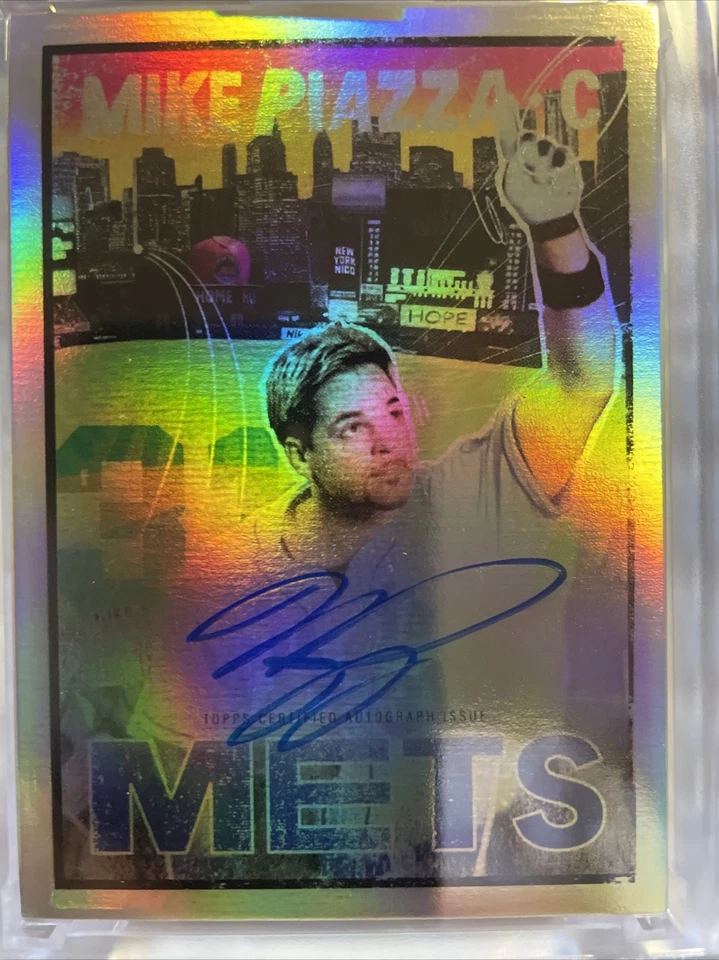 Topps Project 70 Card 638 - 1967 Mike Piazza by New York Nico FOIL 68/70 AUTO - Image 2 of 4