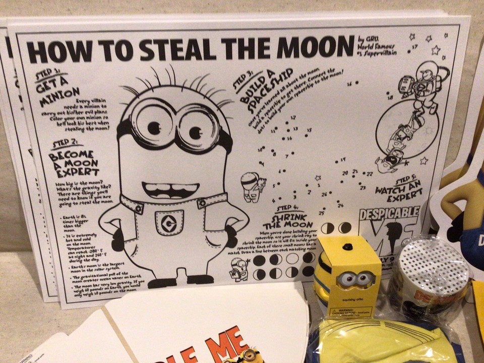 Despicable Me Party Lot Plates Balloons Small Inflatable Minion And