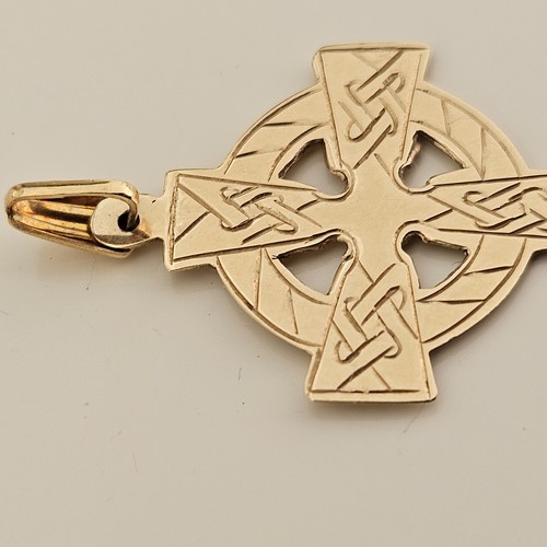 14K Yellow Gold Celtic Cross Necklace Charm Pendant - Picture 6 of 10
