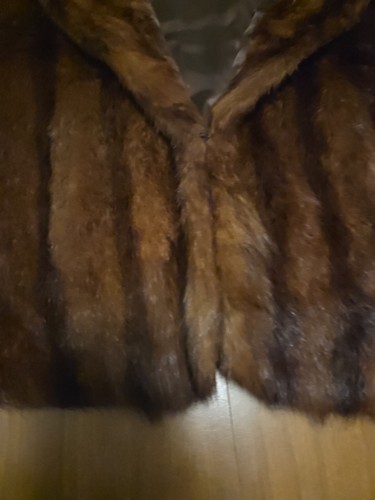 Mink Fur Wrap Shrug Shawl Dark Brown Patricks Furriers Vtg 60s 70s - Picture 4 of 14