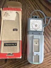 Vintage Zeiss Ikon Ikoblitz 5 Vintage Flash with Original Box