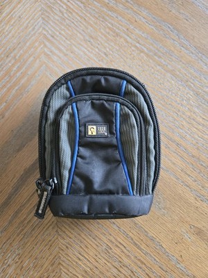 Vintage Case logic Camera Bag With Strap Has 3 Compartments 