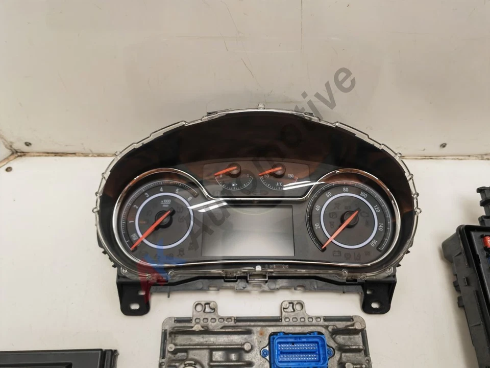 Vauxhall Insignia A MK1 16-17 Engine ECU Lock Set B20 DTH 2.0 Diesel 55494205 - Image 3 of 4