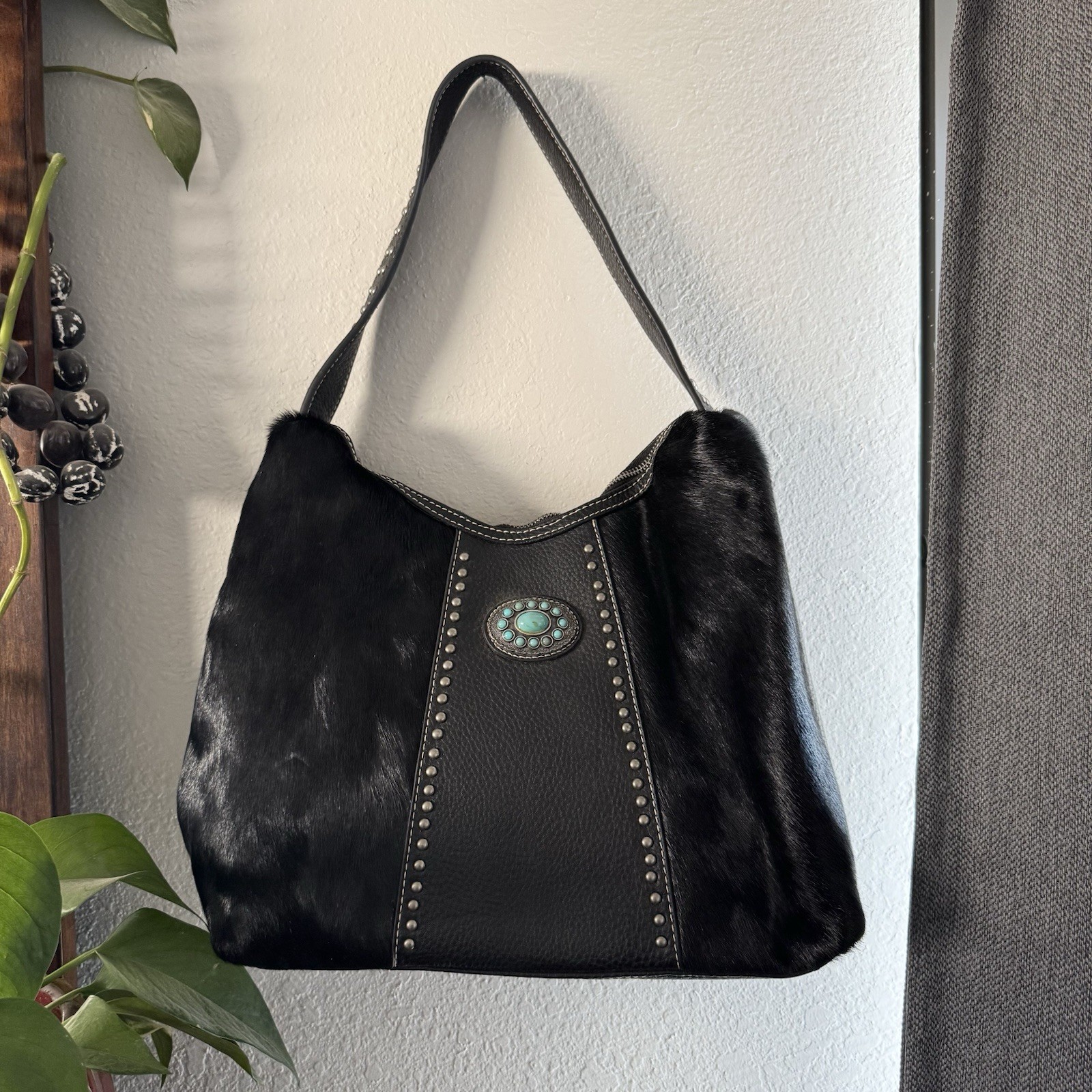 Trinity Ranch Cowhide Collection Tooled Black Han… - image 1