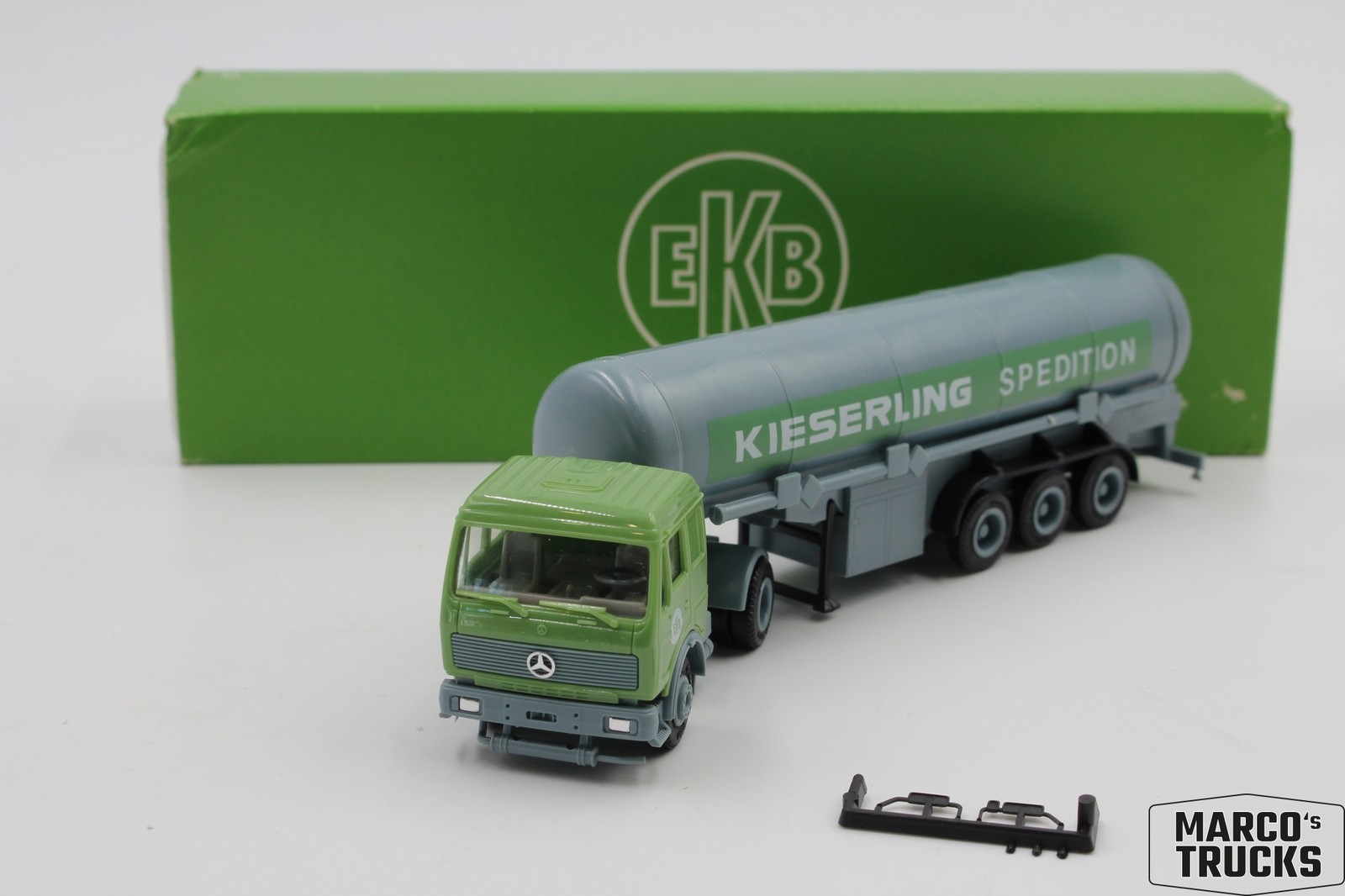 Herpa MB NG Tanksattelzug Kieserling Spedition grün/grau 1:87 /H29374