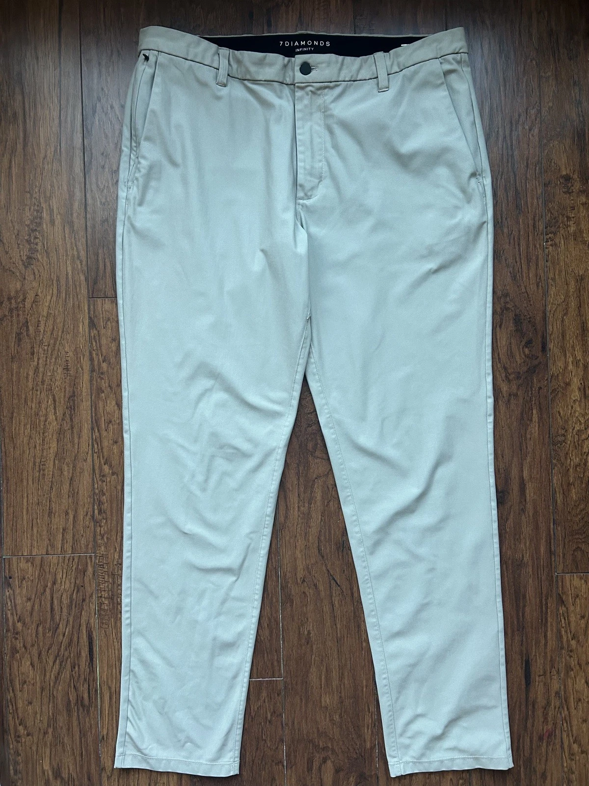 7 Diamonds Infinity Pants Mens 36x31 Khaki Beige Performance Stretch Chino Golf