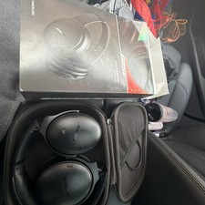 Bose wireless quiet comfort headphones 