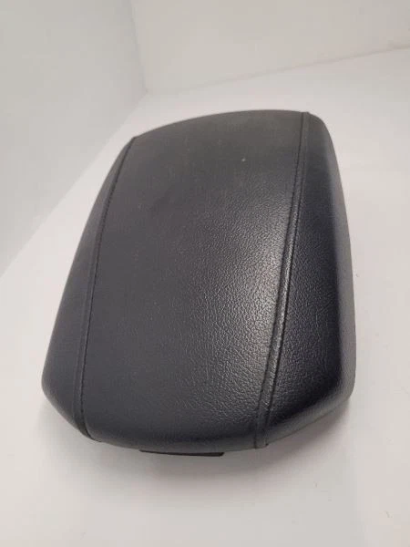 11-12 HYUNDAI GENESIS Tapa de consola de piso delantero cupé asientos térmicos Foto 3 de 4