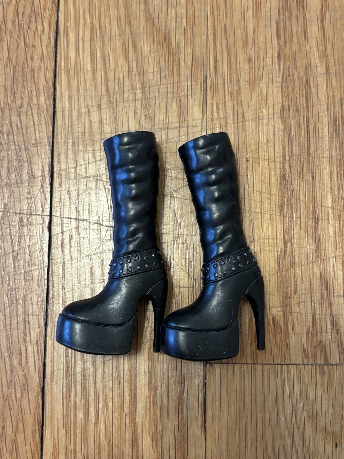 Bratz Treasures Yasmin Sasha Tall Black Platform Heels Boots