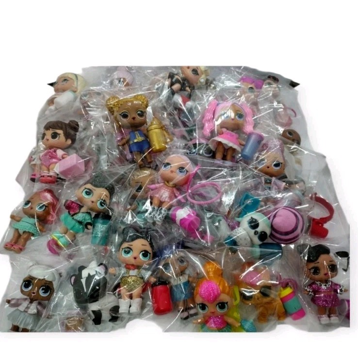 pack Lot of 3 units with random selection + accessories. LOL Surprise dolls