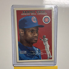 2000 Fleer Tradition Twizzlers Sammy Sosa #8 of 12 Base Set - Cubs Baseball Card