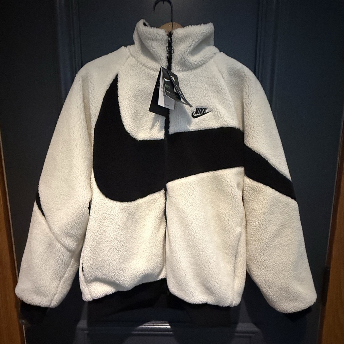 Nike Big Swoosh Reversible Boa Jacket Men's Small Cream Black