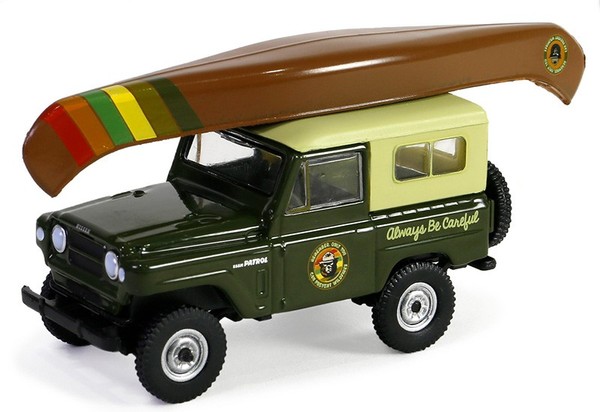 Greenlight - Nissan Patrol 1980 Mit Kanu Auf Dem Dach Aus Der Smokey Bear-Ser...-image