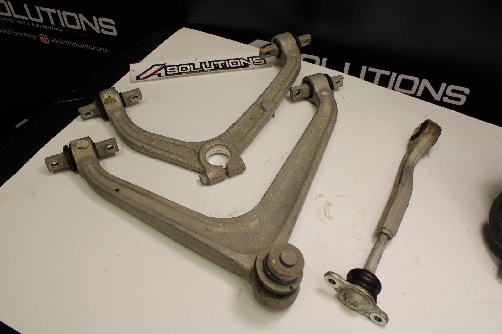 Lamborghini Huracan LP610-4 LH Complete Rear Left Knee Spindle Hub w/Control Arm