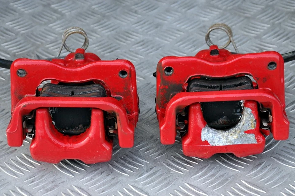 Alfa Romeo Giulietta upgraded red rear brake calipers pair TRW A823 - Image 3 of 4