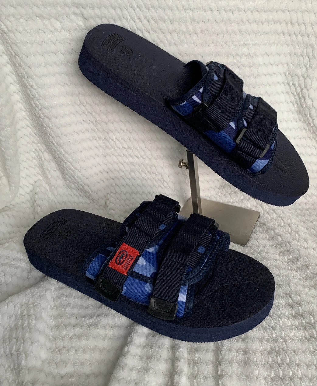 NWT Men’s Sandals Size 12 Unltd camo blue Open Toe Clise Hook Loop
