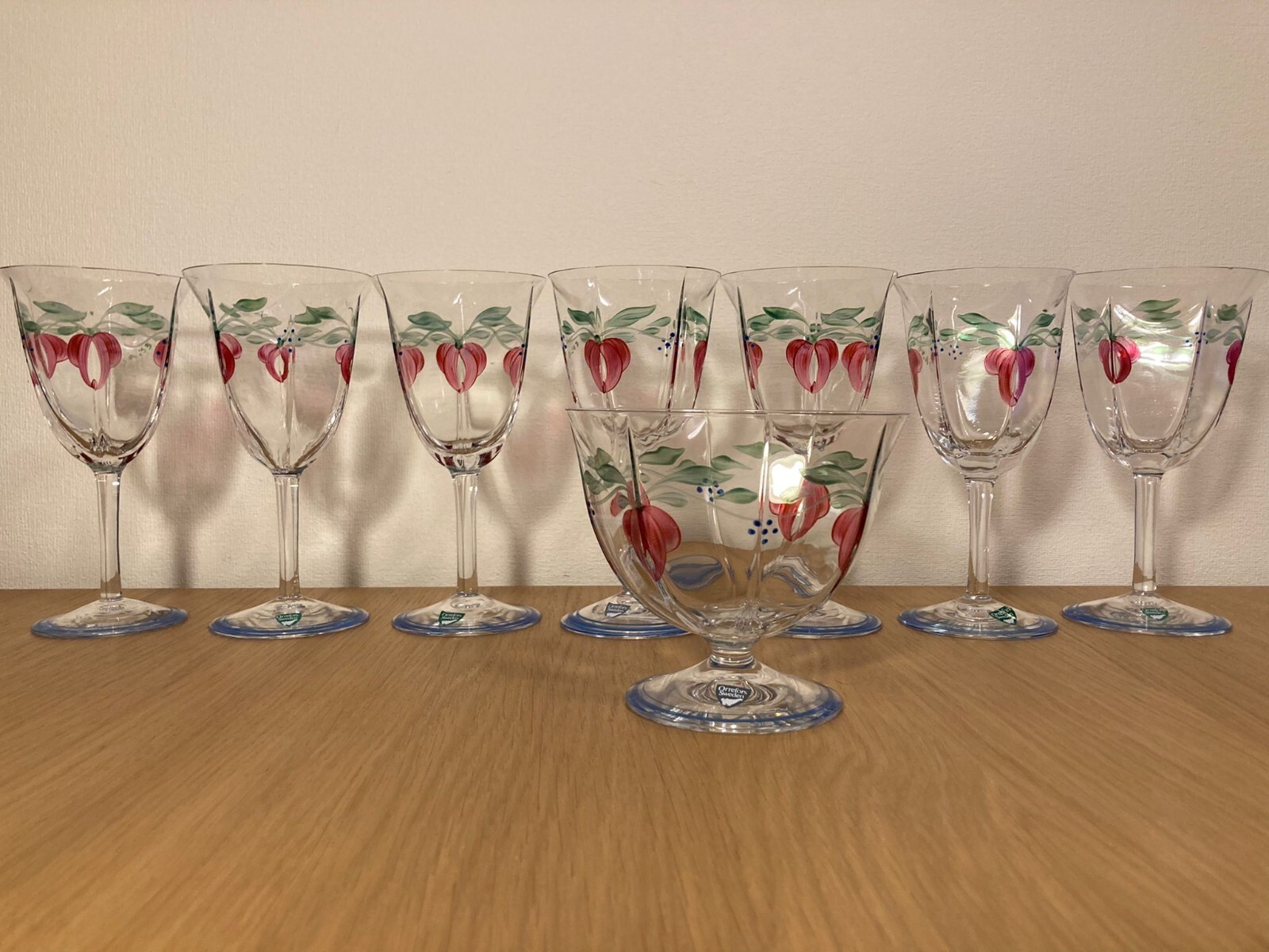 Orrefors MAJA Hand Painted Wine glass set (7 pcs)+MAJA Round Footed