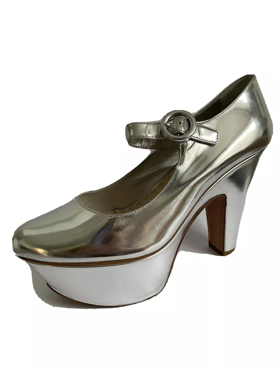 Prada court deals shoes