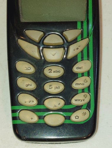 Téléphone portable vintage Marvin le Martien - ne fonctionne pas - Photo 4 sur 6