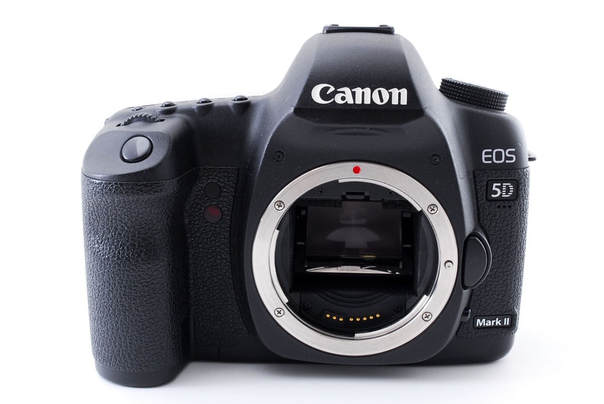 Canon EOS 5D Mark II 21.1MP EF 35-80mm/EF 100-200mm Canon EOS 5D Mark II 21.1MP EF 35-80mm/EF 100-200mm
