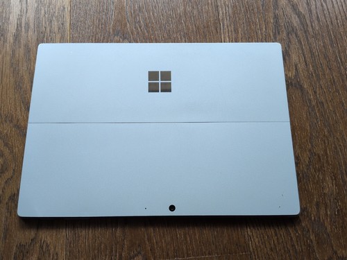 MS Surface Pro 7 Core i5-1035G4 CPU @ 1.10GHz 8GB (128GB) SSD - Cracked Screen - Picture 7 of 14