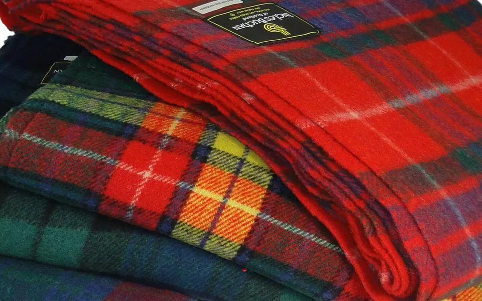 Traditional Scottish Tartan Wool Mix Blanket Throw Rug Warm Blanket Cozy Throw - Image 2 of 2