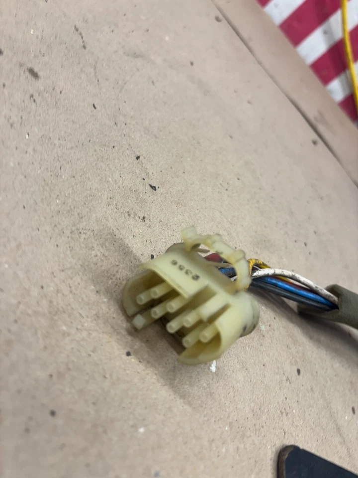 95 Ford F150 F250 F350 1992 1996 Bronco caja de calefacción mangueras líneas controles de ubicación Foto 2 de 4