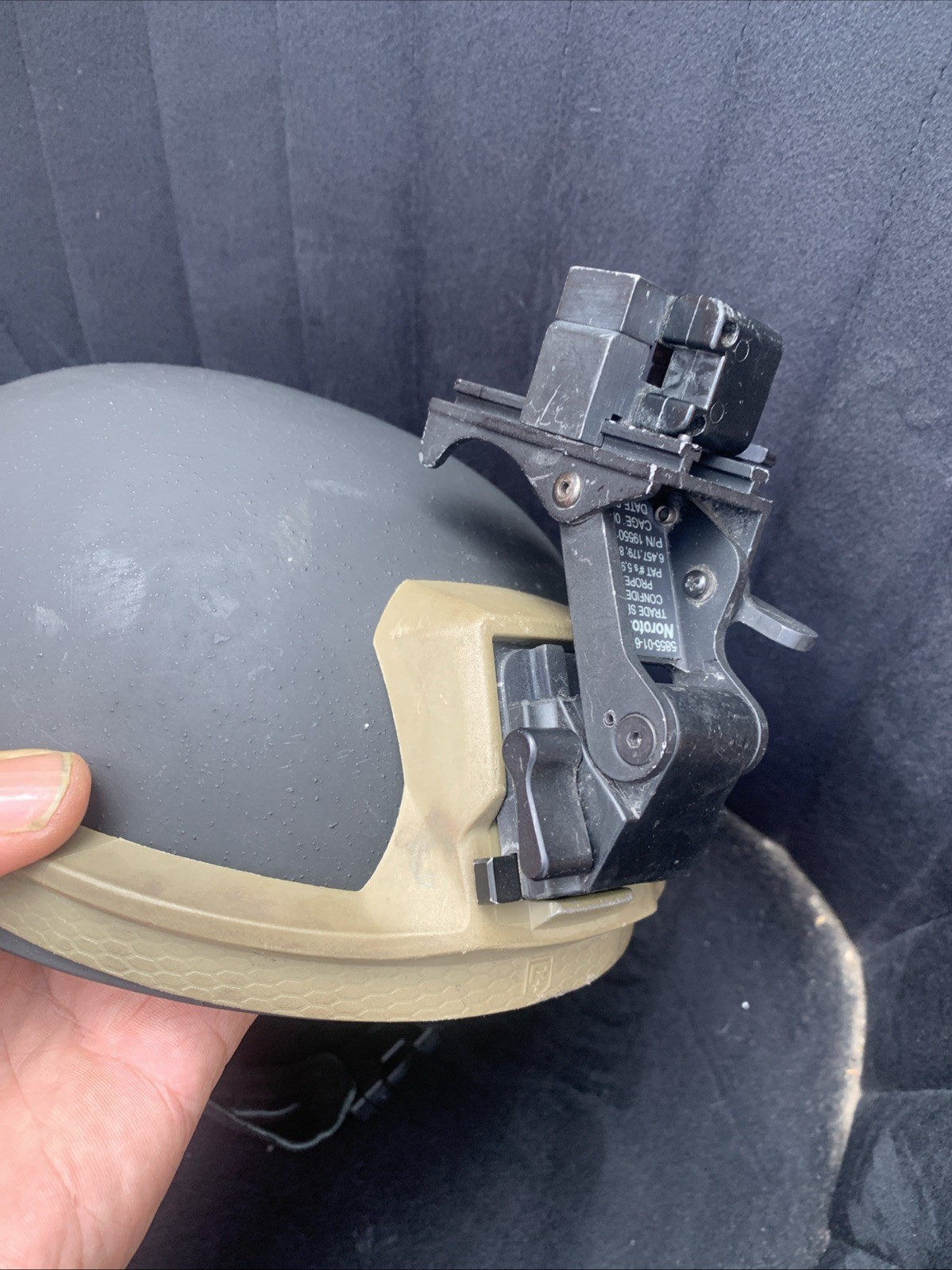 Revision Ballistic Tactical Helmet BLACK Size Small / Medium 111A , With Mount