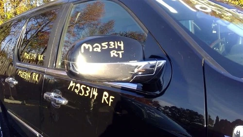 Passenger Side View Mirror Power Turn Signal Opt DL3 Fits 09-14 ESCALADE 746434