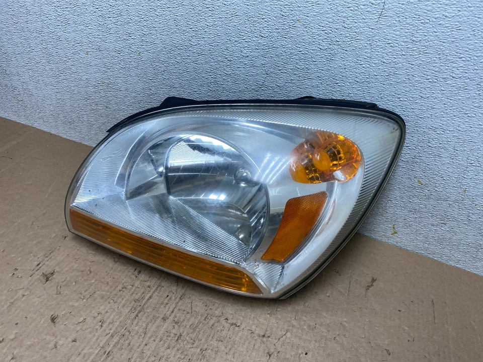 Левая галогенная фара левая для Kia Sportage 2005–2006 годов от оригинального производителя Q2010 DW - Изображение 2 из 4