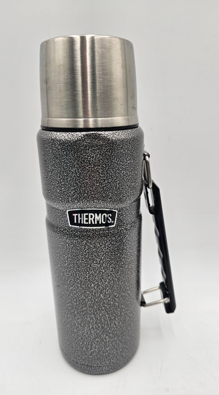 Thermos Stainless Steel King 40 oz. Vacuum Insulated Beverage Bottle