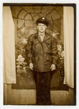 VINTAGE ARCADE PHOTO HANDSOME US SOLDIER MAN SNAPSHOT BEEFCAKE GAY BOOTH PAINTED
