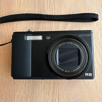 RICOH R8 Compact Digital Camera Tested Working Seller Japan