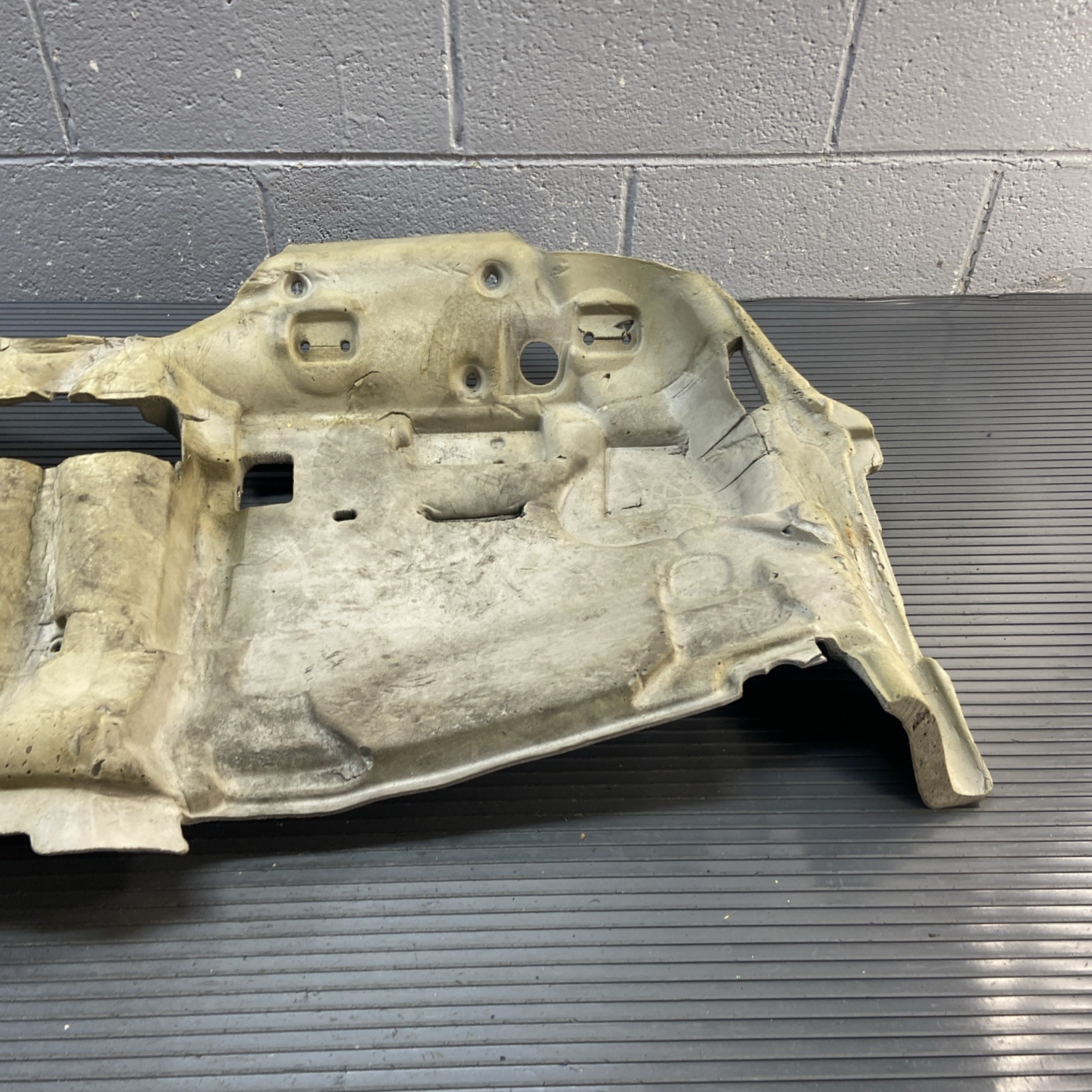 Rolls-Royce Dawn 2017-2023 Rear Lower Sound insulation