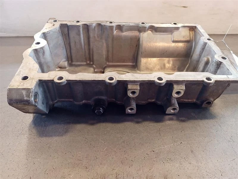 Engine Oil Pan Convertible From 2004 MINI COOPER (8713759 - Image 4 of 4