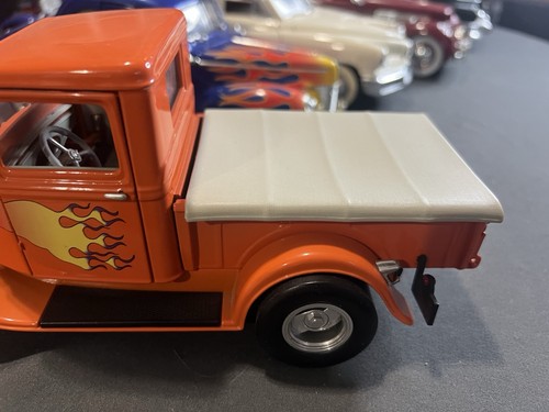 Road Legends 1934 Ford Pickup Pro Street 1:18 Scale Diecast Truck Orange - Picture 7 of 10